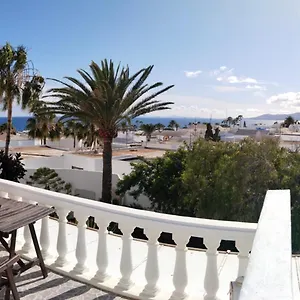 Via Mare , Puerto del Carmen (Lanzarote) España